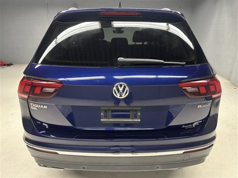 Used 2021 Volkswagen Tiguan SEL image 6