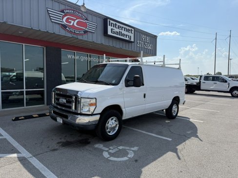Used 2011 Ford E-350 and Econoline 350 Super Duty image 1