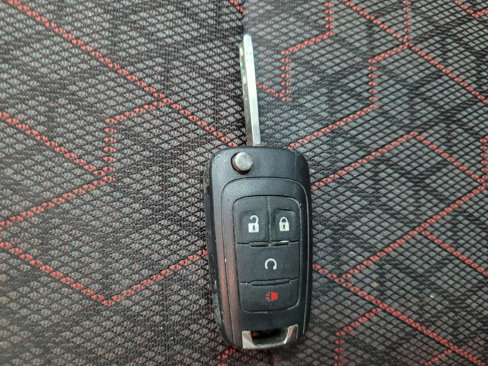 Used 2018 Chevrolet Sonic LT w/ Fun and Sun Package image 32
