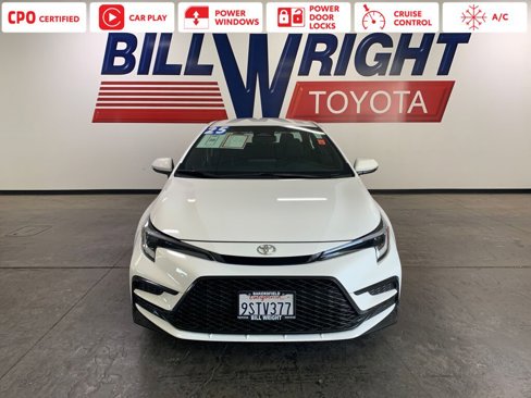 Certified 2025 Toyota Corolla SE image 1