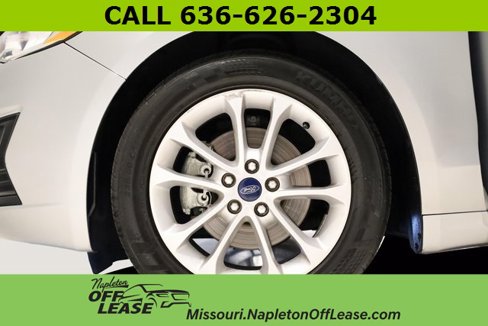 Used 2020 Ford Fusion SE image 7