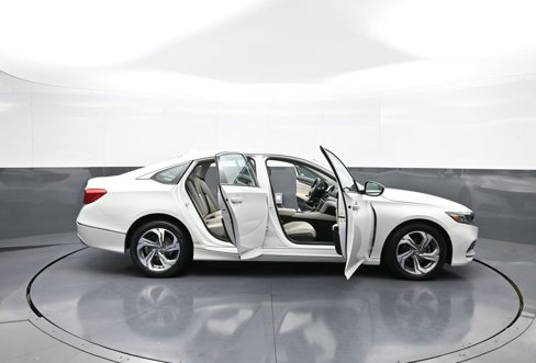 Certified 2019 Honda Accord EX image 42