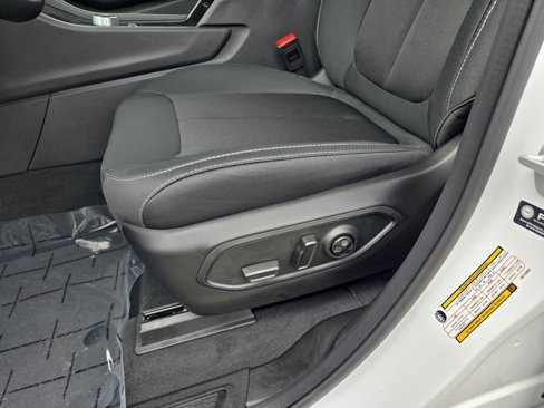 New 2025 Jeep Grand Cherokee L Laredo w/ Luxury Tech Group I image 45