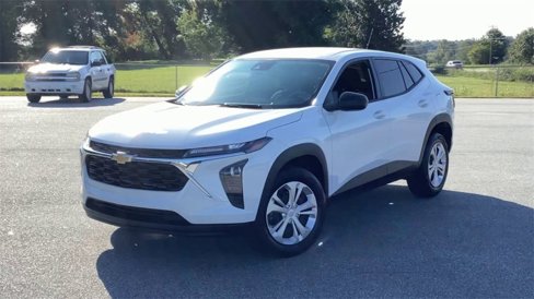 Used 2024 Chevrolet Trax LS image 4