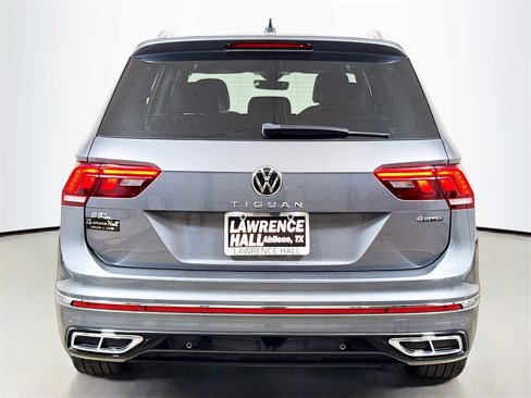 Used 2022 Volkswagen Tiguan SEL R-Line image 5