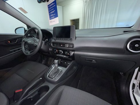 Used 2023 Hyundai Kona SEL image 10