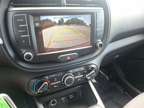 Used 2023 Kia Soul LX w/ LX Technology Package image 24