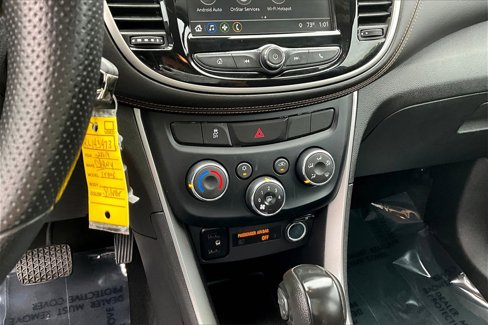 Used 2019 Chevrolet Trax LS image 14
