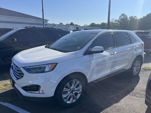 Certified 2022 Ford Edge Titanium w/ Equipment Group 301A image 1