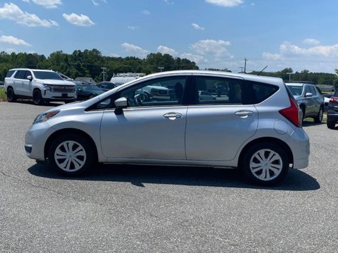 Used 2018 Nissan Versa Note S image 2
