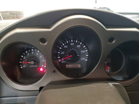 Used 2003 Nissan Frontier SE image 16