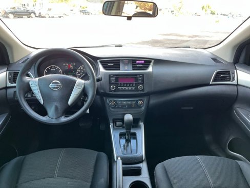 Used 2016 Nissan Sentra S image 24