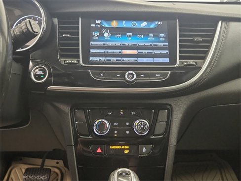 Used 2019 Buick Encore Preferred image 37
