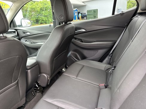 Certified 2024 Buick Encore GX Sport Touring image 32