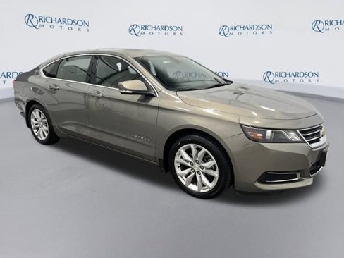 Used 2017 Chevrolet Impala LT w/ Convenience Package image 7
