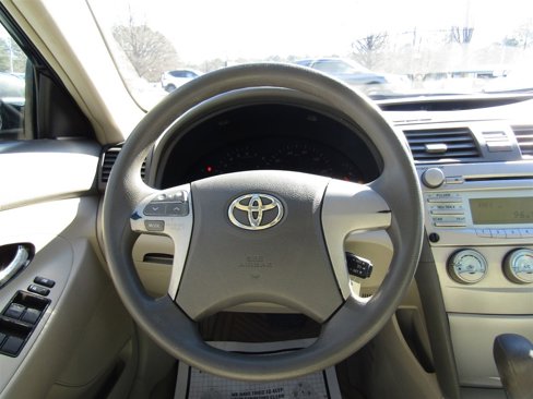 Used 2009 Toyota Camry image 19