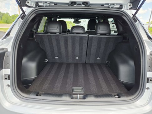 New 2025 Jeep Compass Latitude image 13