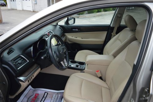 Used 2017 Subaru Outback 2.5i Limited image 10