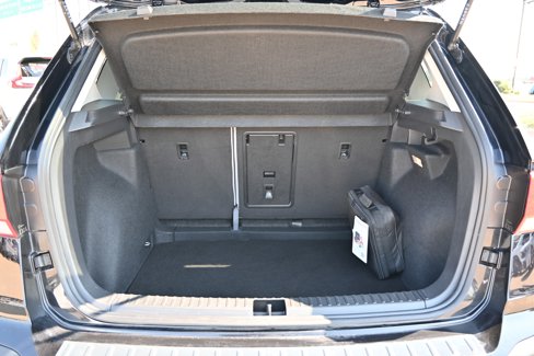 Used 2022 Volkswagen Taos SE image 15