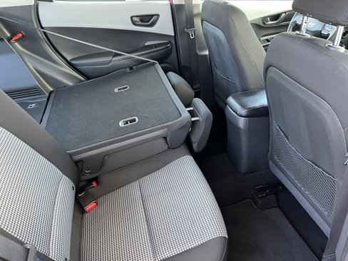 Used 2020 Hyundai Kona SE image 21