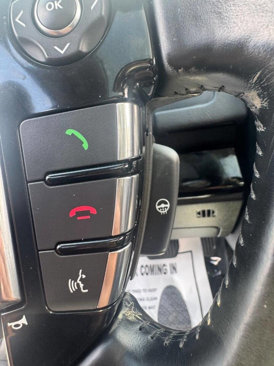 Used 2013 Land Rover LR2 HSE image 19