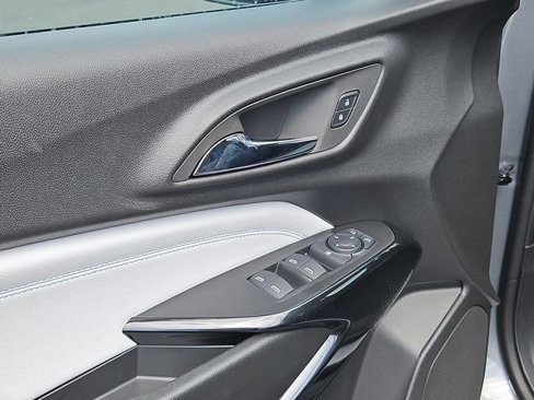 New 2025 Chevrolet Trax LT w/ Driver Confidence Package image 19