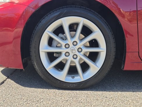 Used 2011 Lexus CT 200h image 11