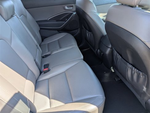 Used 2014 Hyundai Santa Fe GLS image 27