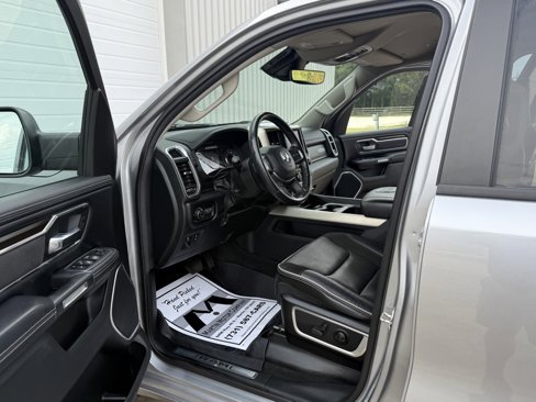 Used 2022 RAM 1500 Laramie image 2