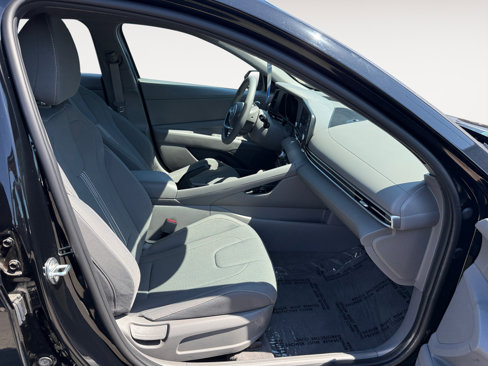 Certified 2023 Hyundai Elantra SEL image 19