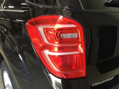 Used 2017 Chevrolet Equinox LT image 16
