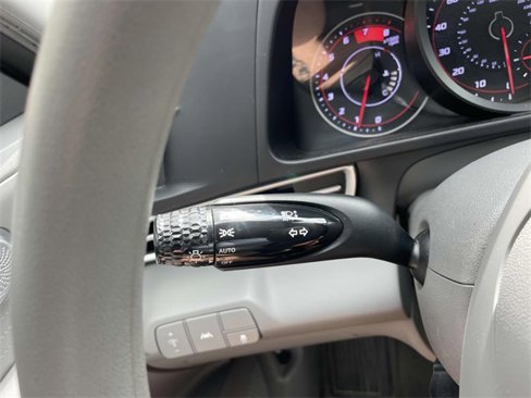 Certified 2023 Hyundai Elantra SEL image 26