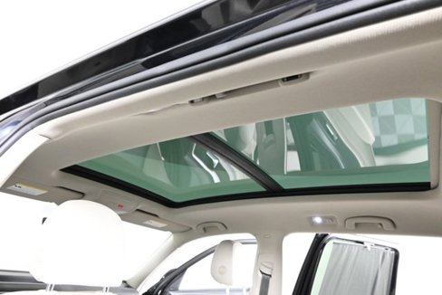 Used 2021 Volkswagen Atlas SE w/ Panoramic Sunroof Package image 5