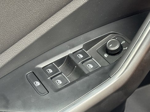 Used 2021 Volkswagen Jetta S w/ Driver Assistance Package image 27