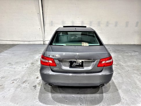 Used 2012 Mercedes-Benz E 350 Sedan image 23