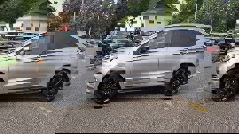 Certified 2022 Ford Edge ST-Line w/ Class II Trailer Tow Package image 4