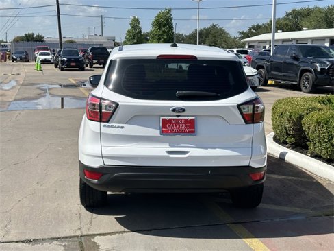Used 2018 Ford Escape S image 6