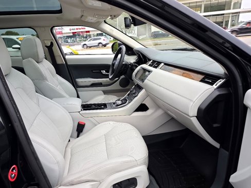 Used 2015 Land Rover Range Rover Evoque Prestige image 36