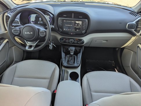 New 2025 Kia Soul LX image 12