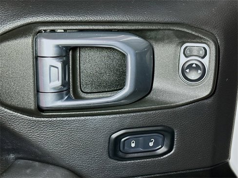 Certified 2021 Jeep Wrangler Unlimited Sahara image 15
