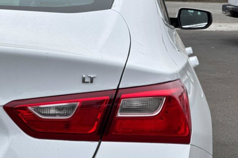Used 2023 Chevrolet Malibu LT image 29