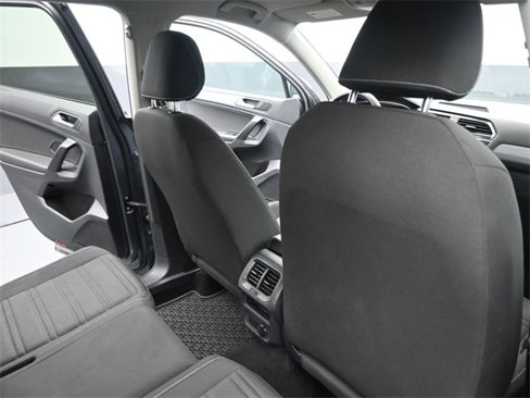 Used 2023 Volkswagen Tiguan S image 29