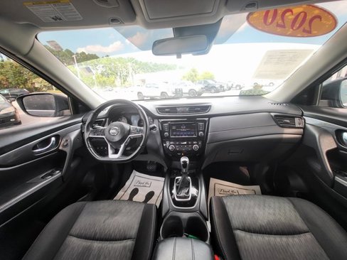 Used 2020 Nissan Rogue SV w/ Premium Package image 15
