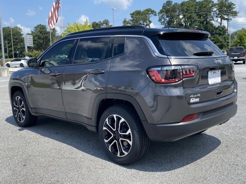 Used 2022 Jeep Compass Limited image 6