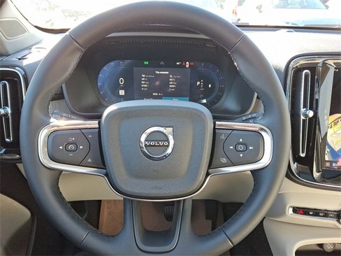 New 2025 Volvo XC40 B5 Plus w/ Protection Package Premier image 16