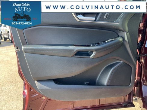 Used 2020 Ford Edge SEL image 18