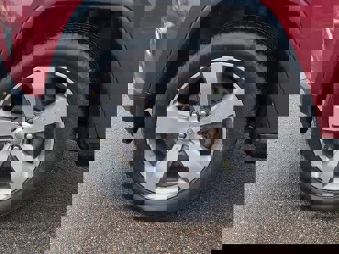 Used 2015 Jeep Grand Cherokee Limited image 13