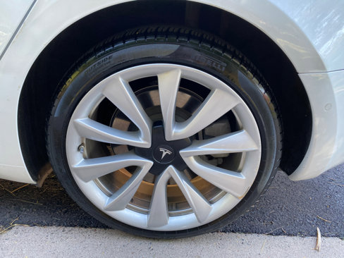Used 2019 Tesla Model 3 Mid Range image 17