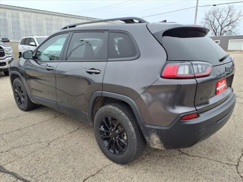 Used 2023 Jeep Cherokee Altitude Lux image 3
