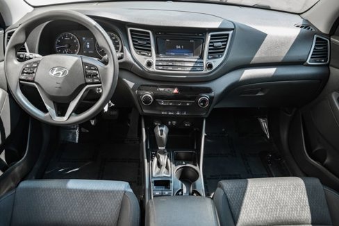 Used 2017 Hyundai Tucson SE image 3